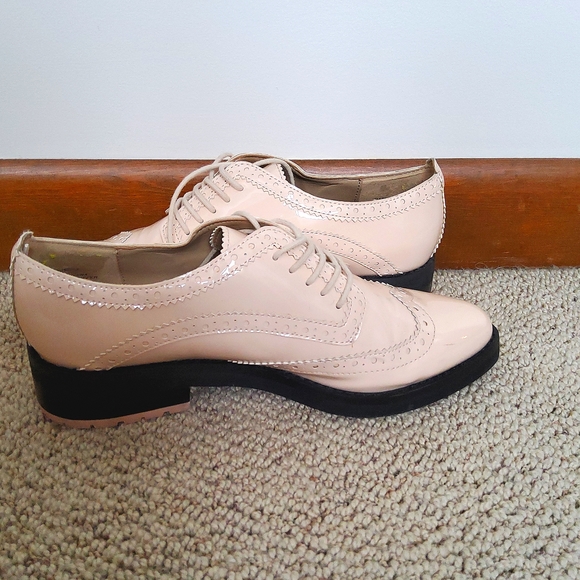 DSW Gunmetal Marushka Wingtip Vegan Pink Patent Oxford 7 - Picture 10 of 11